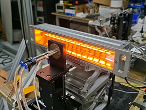 告別熱風(fēng)痛點(diǎn)！線型聚焦加熱器，重新定義HDPE加強(qiáng)筋焊接標(biāo)準(zhǔn)